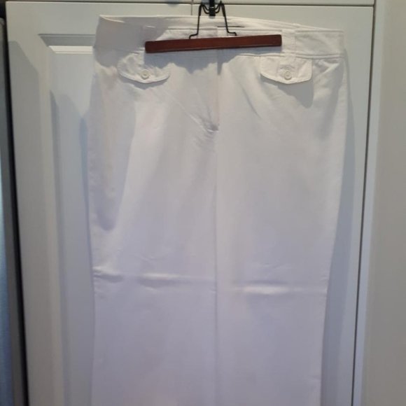 ANN TAYLOR SIGNATURE FIT, BELOW WAIST SIZE 14 - Picture 1 of 2